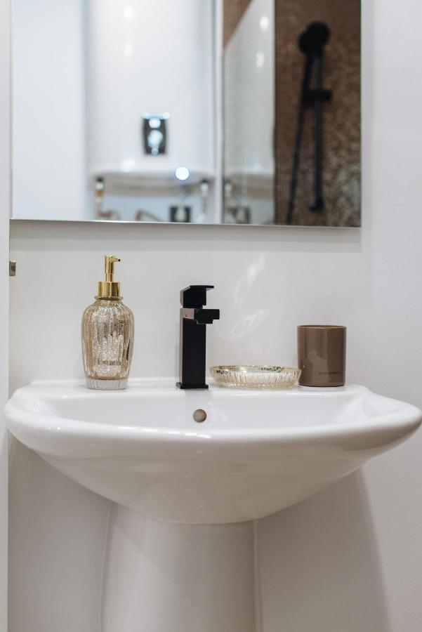Requena Suite Apartment Sevilla Buitenkant foto